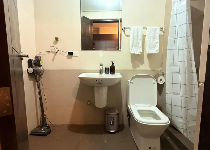 Apartment Cozy - Aurora Escalades Cubao