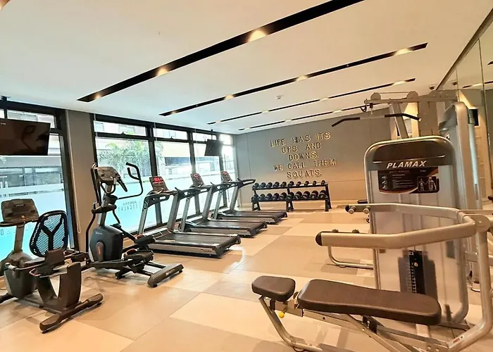 Apartment Cozy - Aurora Escalades Cubao